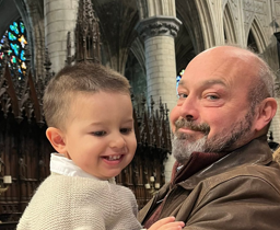 Tom Cornelissen and his young son